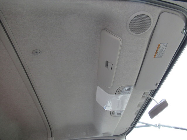 三菱ふそうファイタークレーン4段増トン（6t・8t）[写真17]