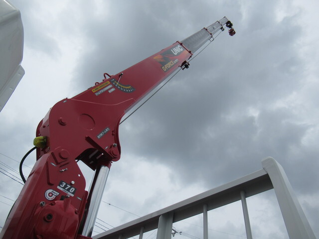 三菱ふそうファイタークレーン4段増トン（6t・8t）[写真08]