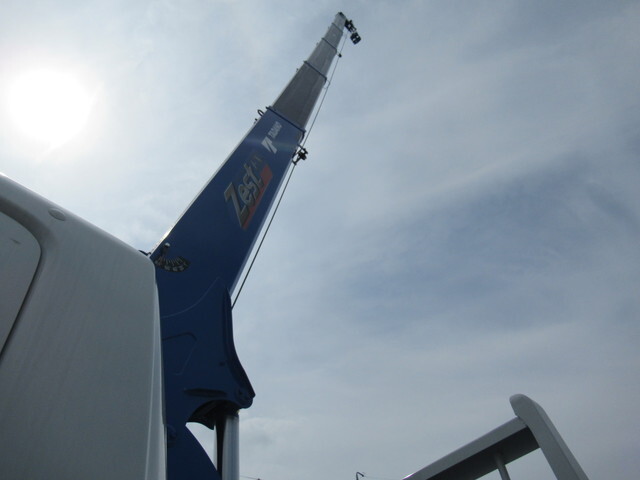 三菱ふそうファイタークレーン5段中型（4t）[写真10]