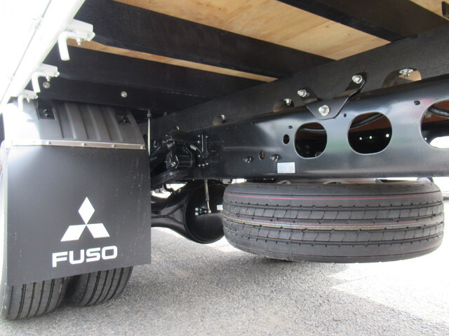 三菱ふそうファイタークレーン5段中型（4t）[写真17]