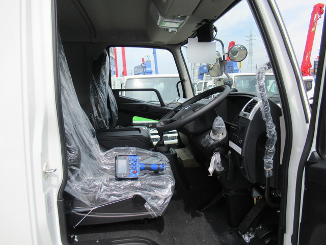 三菱ふそうファイタークレーン5段中型（4t）[写真22]