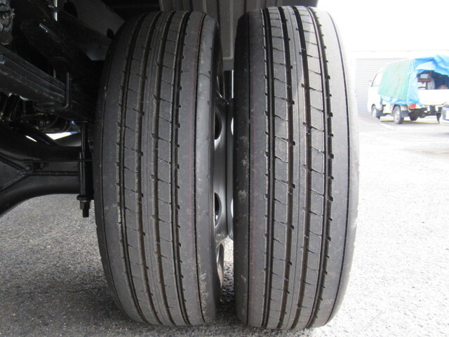 三菱ふそうファイタークレーン5段中型（4t）[写真29]