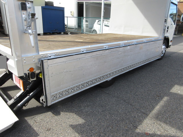 いすゞエルフアルミウイング小型（2t・3t）[写真21]