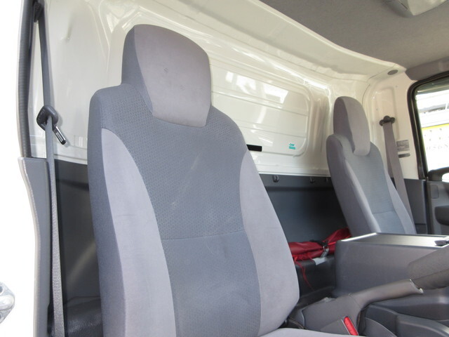 いすゞエルフアルミウイング小型（2t・3t）[写真27]