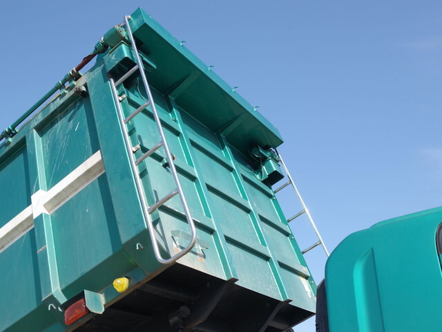 いすゞフォワード深ダンプ（土砂禁ダンプ）増トン（6t・8t）[写真12]