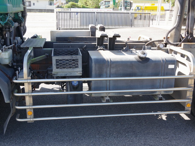 いすゞフォワード深ダンプ（土砂禁ダンプ）増トン（6t・8t）[写真17]