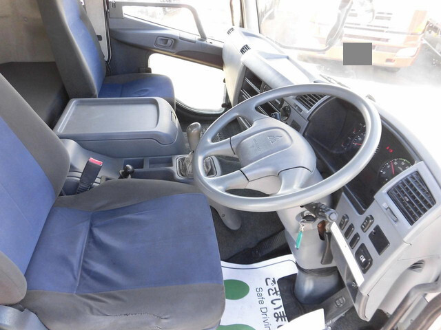 三菱ふそうファイターアルミブロック増トン（6t・8t）[写真14]