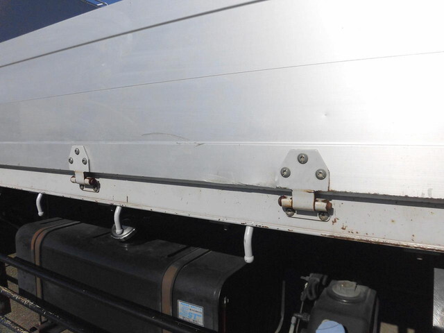 三菱ふそうファイターアルミブロック増トン（6t・8t）[写真27]