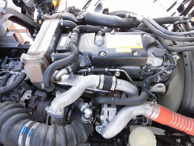 いすゞフォワードアルミウイング中型（4t）[写真24]