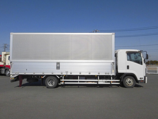 いすゞフォワードアルミウイング中型（4t）[写真05]