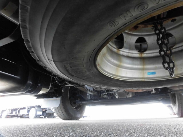 日野プロフィアトレーラーヘッド（トラクターヘッド）大型（10t）[写真13]