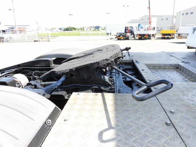 日野プロフィアトレーラーヘッド（トラクターヘッド）大型（10t）[写真08]