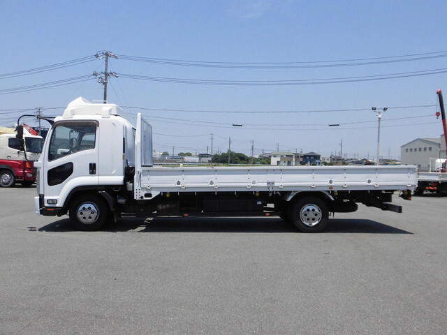 いすゞフォワード平ボディ中型（4t）[写真04]