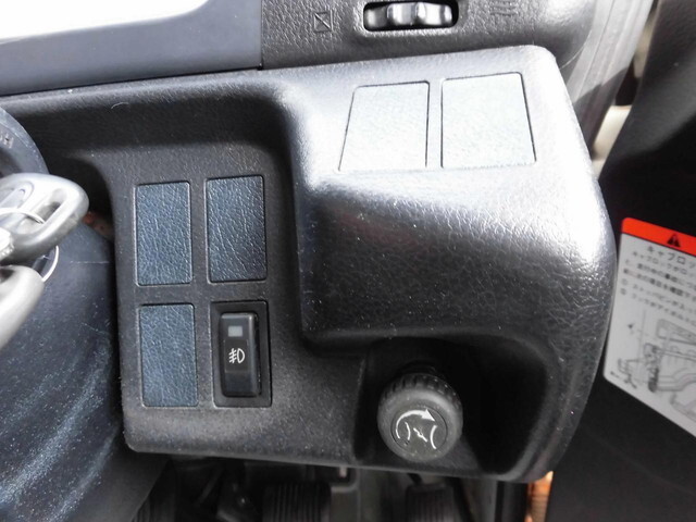 日野レンジャーアルミブロック中型（4t）[写真19]