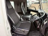 三菱ふそうファイターアルミウイング増トン（6t・8t）[写真22]