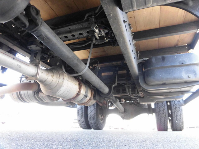 三菱ふそうファイター平ボディ中型（4t）[写真10]