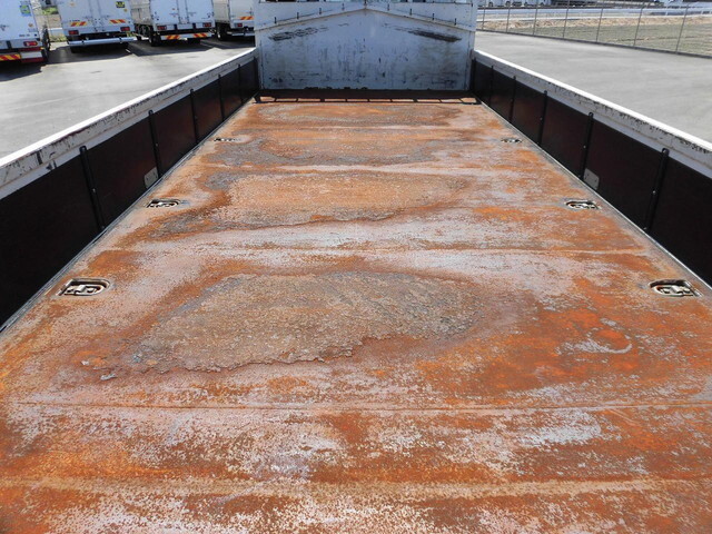 三菱ふそうファイター平ボディ中型（4t）[写真07]