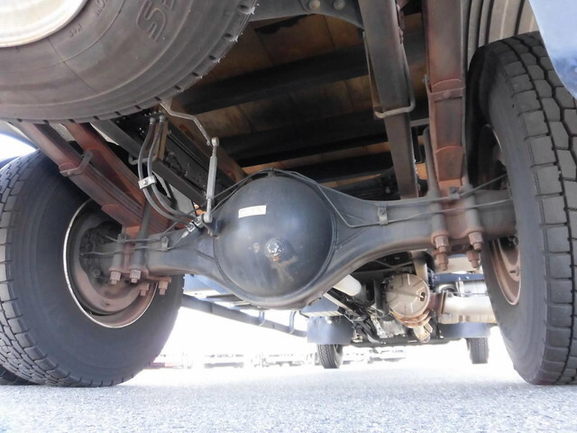 三菱ふそうファイター平ボディ中型（4t）[写真08]