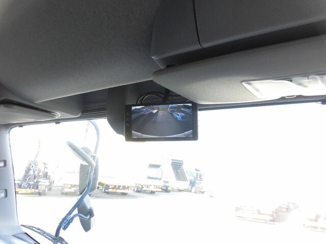 いすゞフォワードアルミウイング中型（4t）[写真17]