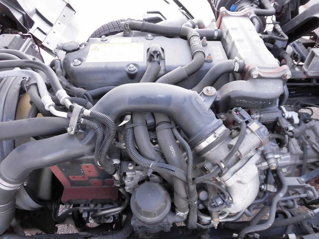 いすゞフォワードアルミウイング中型（4t）[写真22]