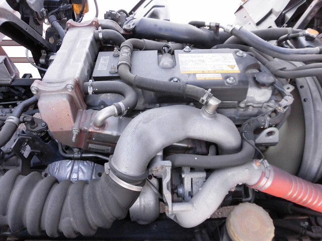 いすゞフォワードアルミウイング中型（4t）[写真23]