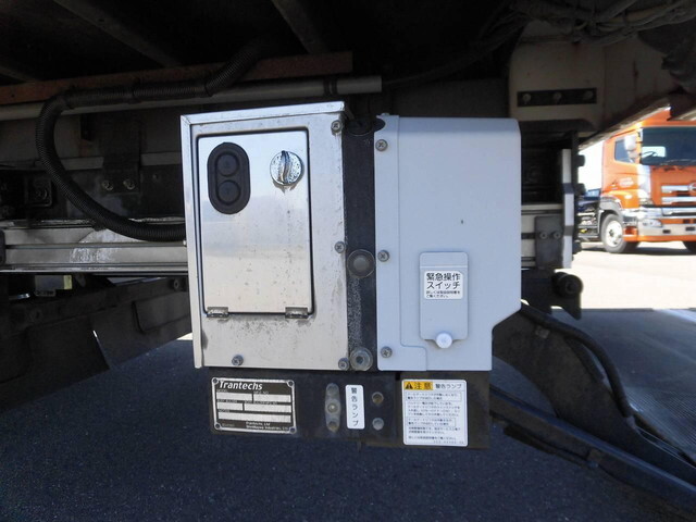 日野レンジャーアルミウイング増トン（6t・8t）[写真06]