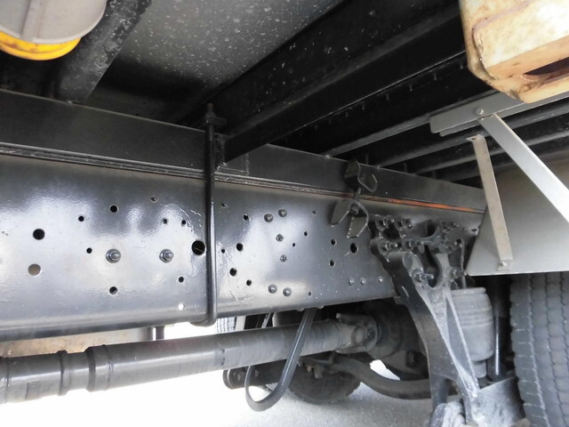 UDトラックスその他の車種アルミブロック大型（10t）[写真12]