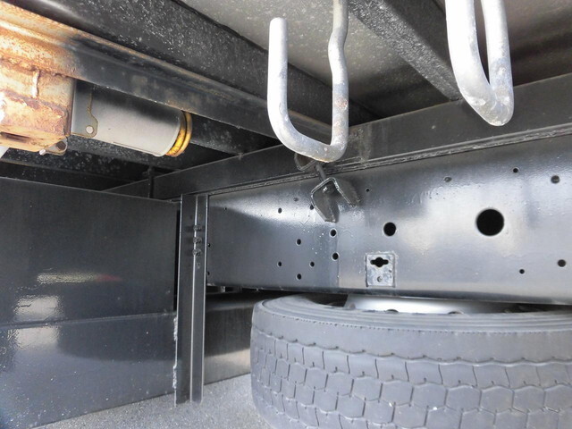 UDトラックスその他の車種アルミブロック大型（10t）[写真13]