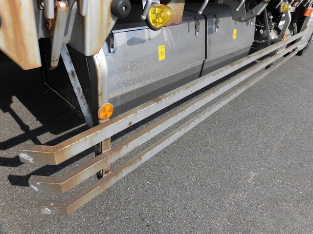 UDトラックスその他の車種アルミブロック大型（10t）[写真24]