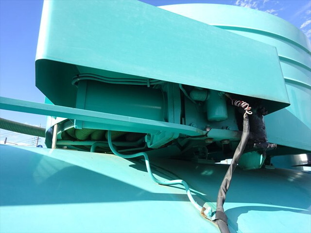 三菱ふそうキャンターバキュームカー小型（2t・3t）[写真15]