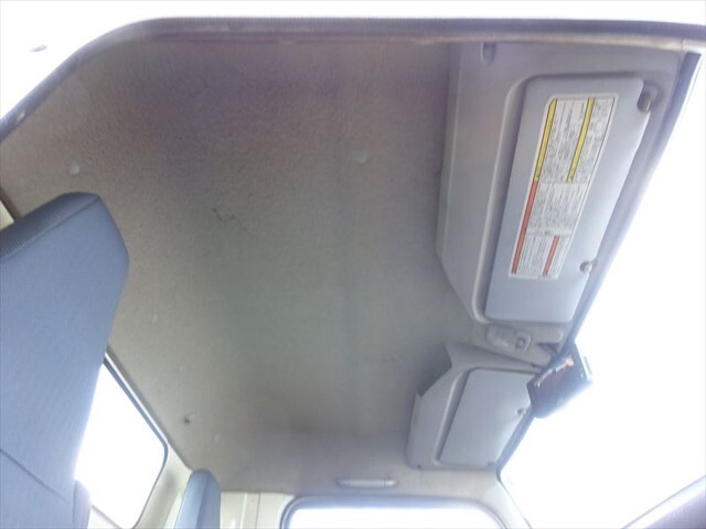 三菱ふそうキャンターバキュームカー小型（2t・3t）[写真22]