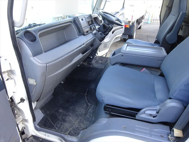 三菱ふそうキャンターバキュームカー小型（2t・3t）[写真26]