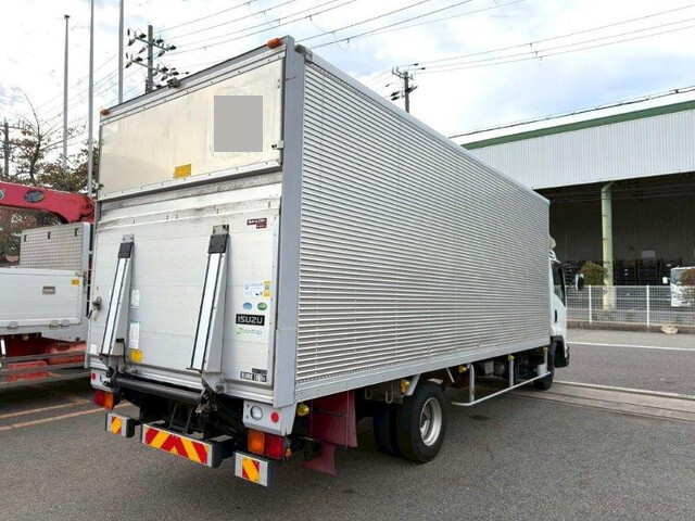 いすゞフォワードアルミバン中型（4t）[写真04]