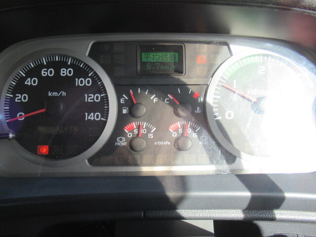 日野レンジャークレーン4段中型（4t）[写真24]