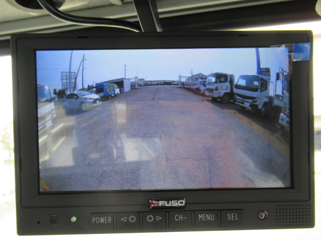 三菱ふそうファイタークレーン4段中型（4t）[写真29]