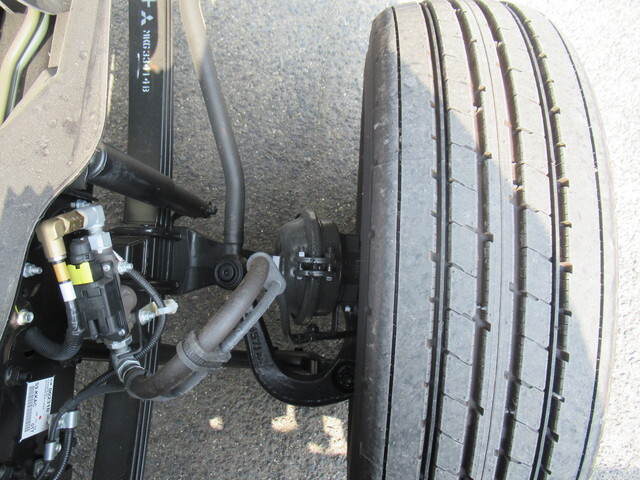 三菱ふそうファイタークレーン4段中型（4t）[写真32]