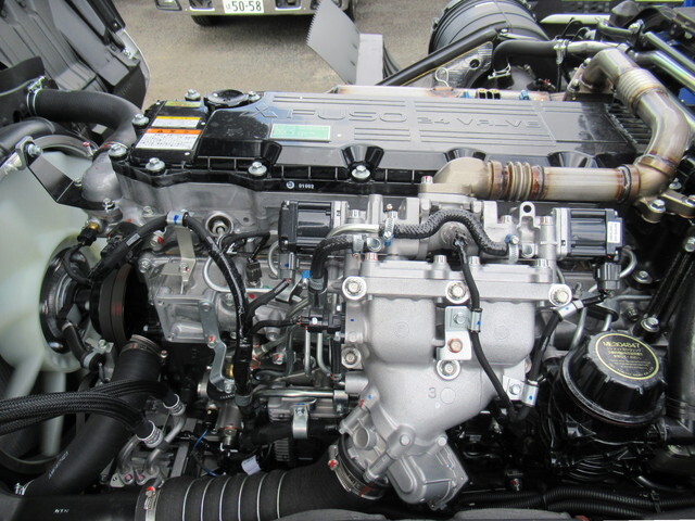 三菱ふそうファイタークレーン4段中型（4t）[写真19]