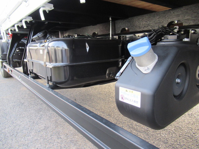 三菱ふそうファイタークレーン4段中型（4t）[写真12]