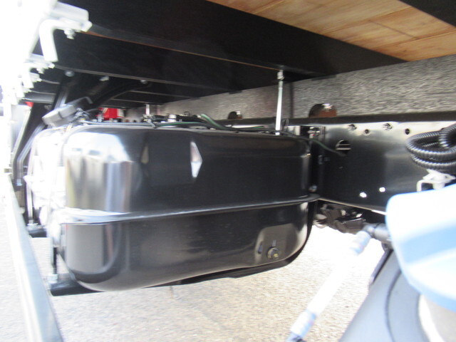 三菱ふそうファイタークレーン4段中型（4t）[写真13]