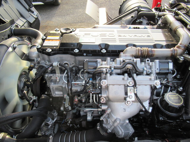 三菱ふそうファイタークレーン4段中型（4t）[写真19]