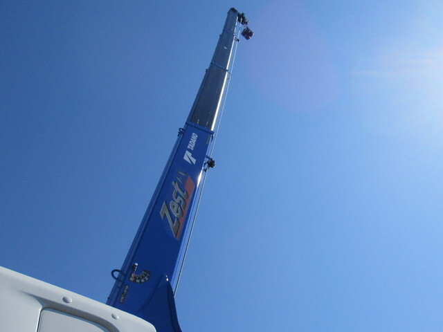 三菱ふそうファイタークレーン4段中型（4t）[写真10]