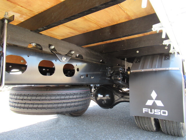 三菱ふそうファイタークレーン4段中型（4t）[写真19]