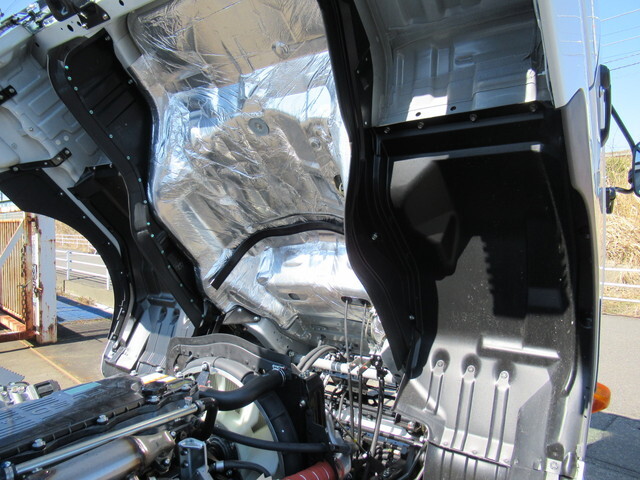 三菱ふそうファイタークレーン4段中型（4t）[写真23]