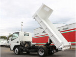三菱ふそうキャンターダンプ小型（2t・3t）[写真02]