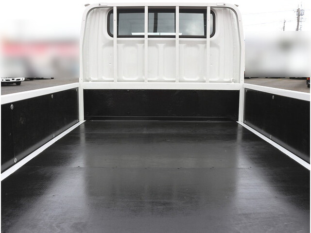 三菱ふそうキャンターダブルキャブ（Wキャブ）小型（2t・3t）[写真15]