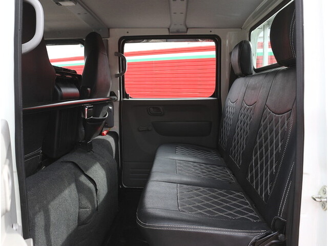 三菱ふそうキャンターダブルキャブ（Wキャブ）小型（2t・3t）[写真33]