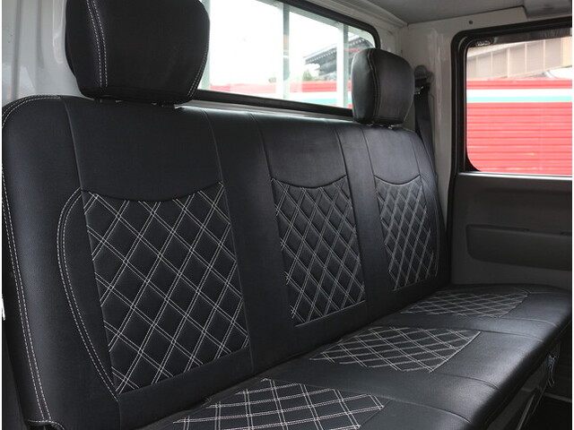 三菱ふそうキャンターダブルキャブ（Wキャブ）小型（2t・3t）[写真36]