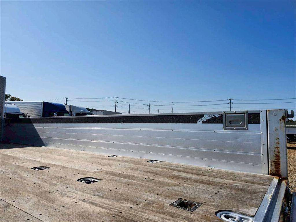 三菱ふそうファイターアルミブロック増トン（6t・8t）[写真10]