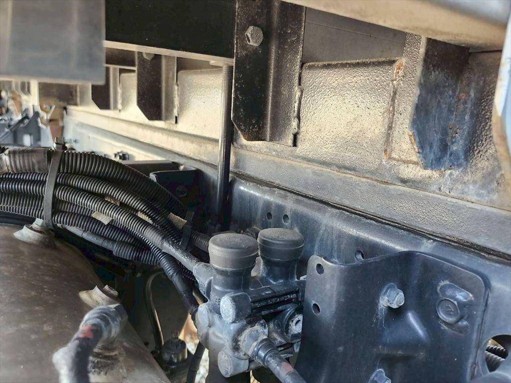 三菱ふそうファイターアルミブロック増トン（6t・8t）[写真13]