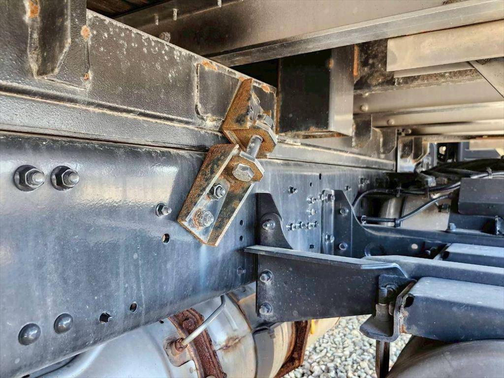 三菱ふそうファイターアルミブロック増トン（6t・8t）[写真14]